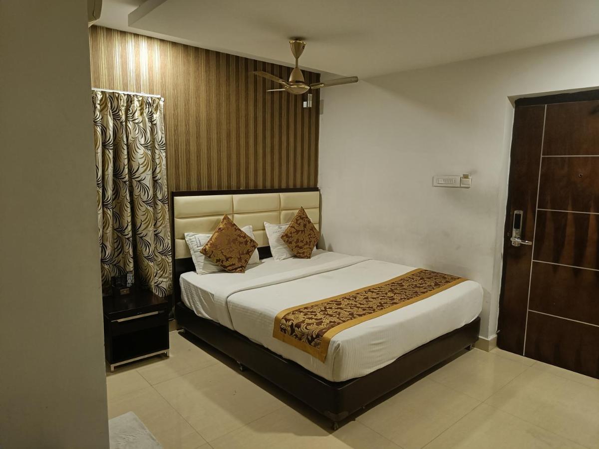 The Kings Park Residency Hotell Chennai Exteriör bild