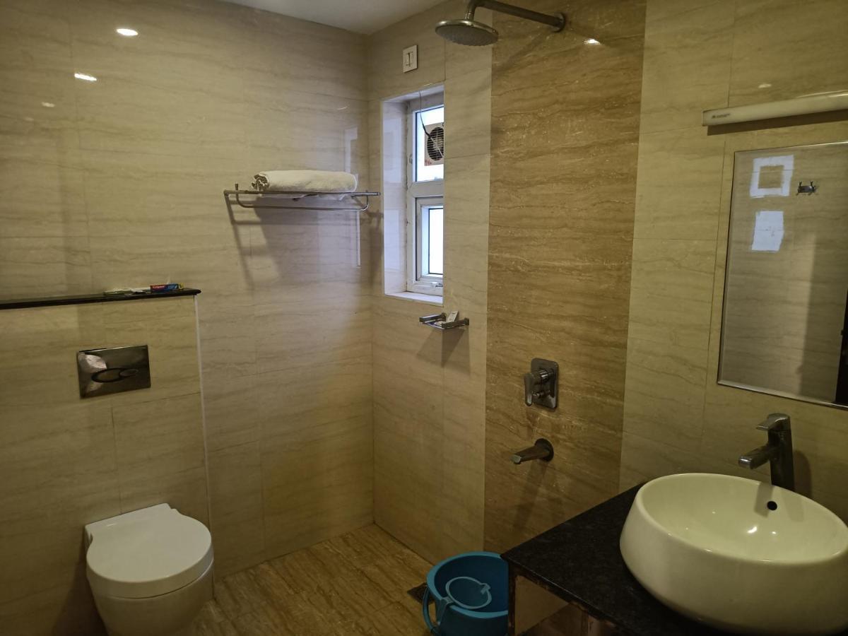 The Kings Park Residency Hotell Chennai Exteriör bild