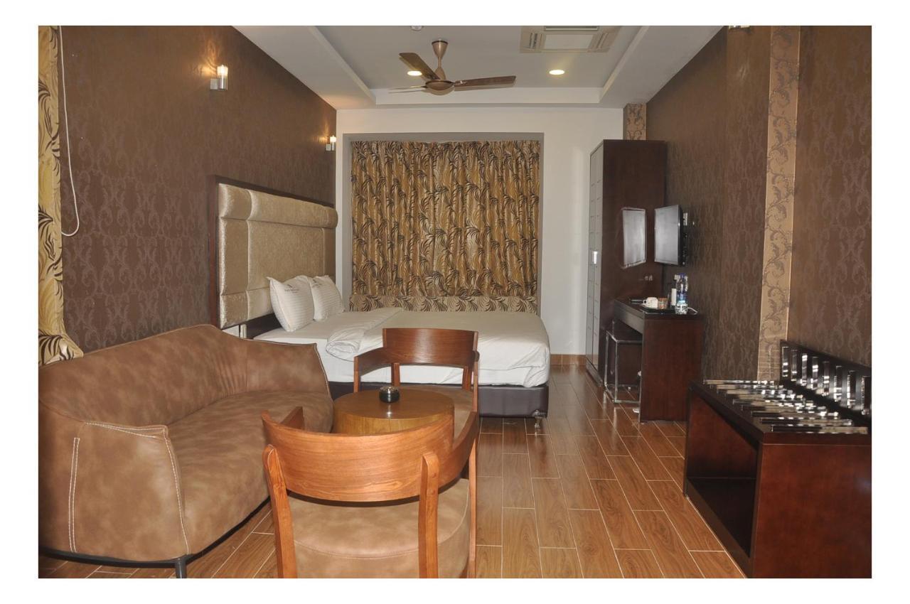 The Kings Park Residency Hotell Chennai Exteriör bild