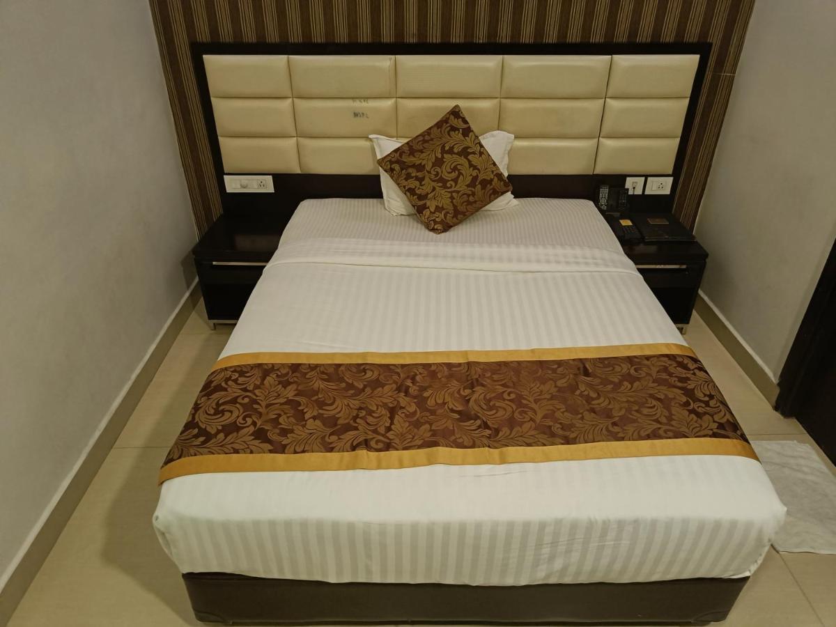 The Kings Park Residency Hotell Chennai Exteriör bild