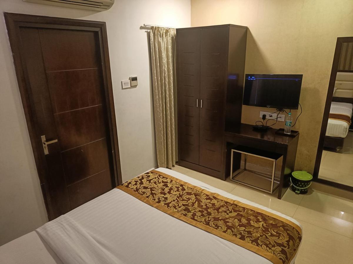 The Kings Park Residency Hotell Chennai Exteriör bild