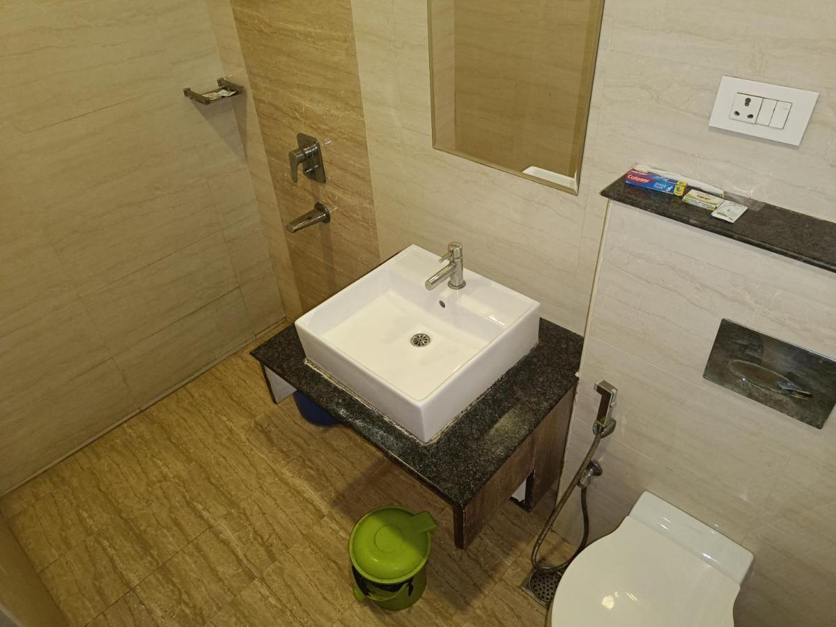 The Kings Park Residency Hotell Chennai Exteriör bild