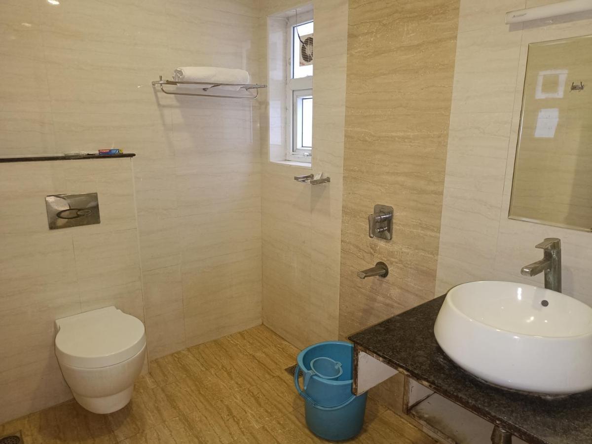 The Kings Park Residency Hotell Chennai Exteriör bild