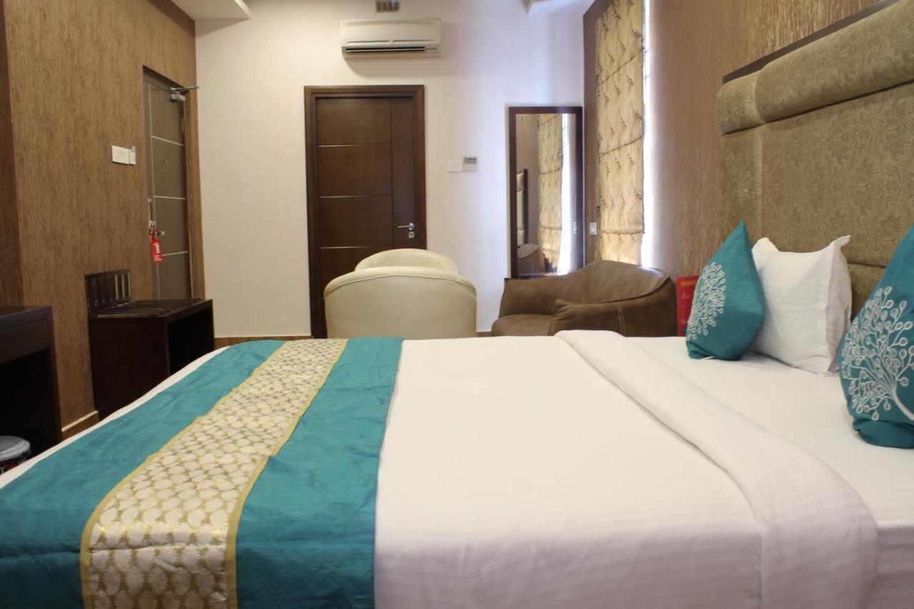The Kings Park Residency Hotell Chennai Exteriör bild