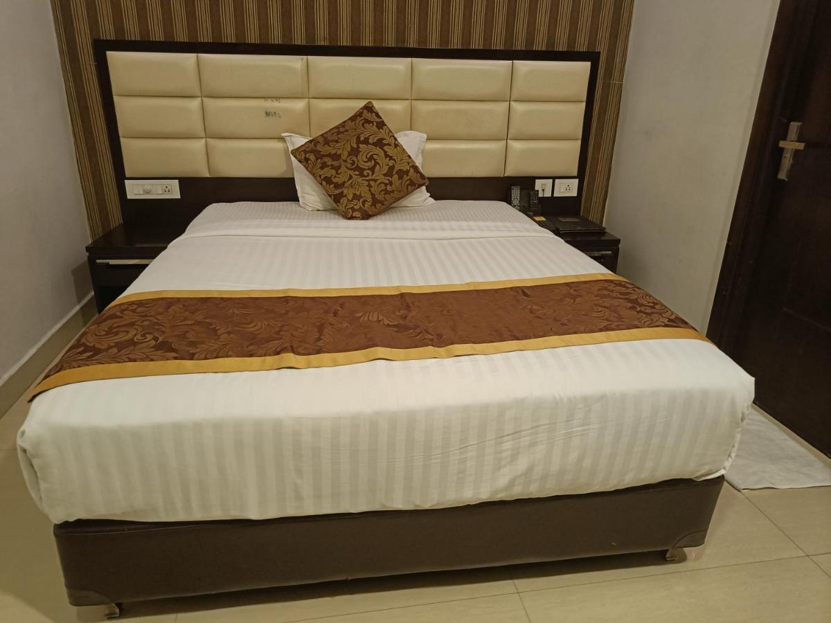 The Kings Park Residency Hotell Chennai Exteriör bild